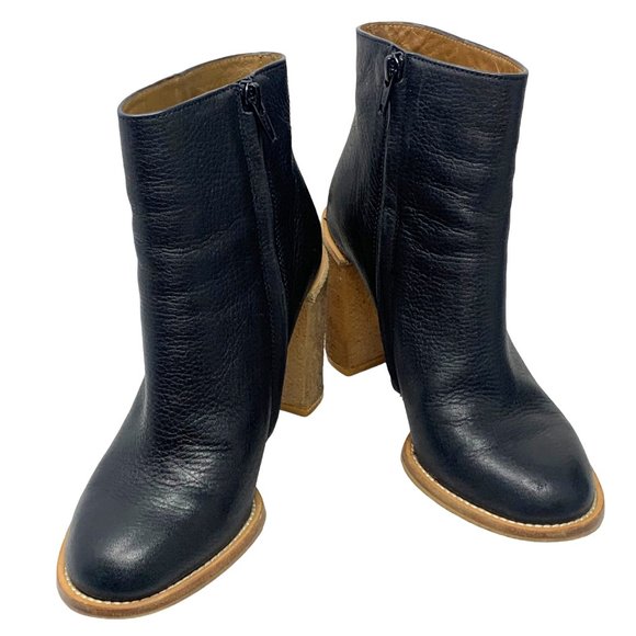 See By Chloé‎ Keira Leather Crepe Block Heel Zip Booties - Picture 12 of 13